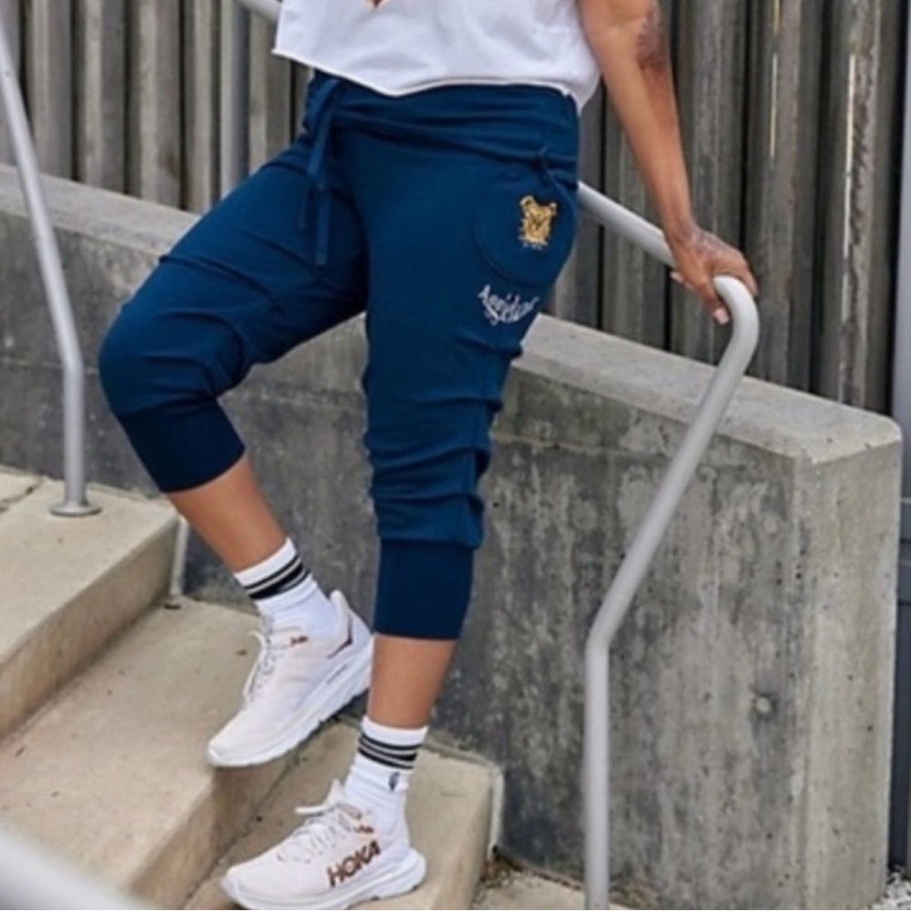 Free People Texas A & M Aggieland On Chill Scrunched Jogger in Navy. NWT. Size S